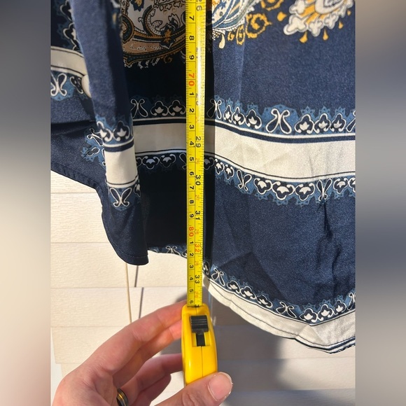 Fashion Nova NWOT Posh And Deluxe Satin Paisley Shirt | Blue/combo | Size 2XL - Picture 12 of 15